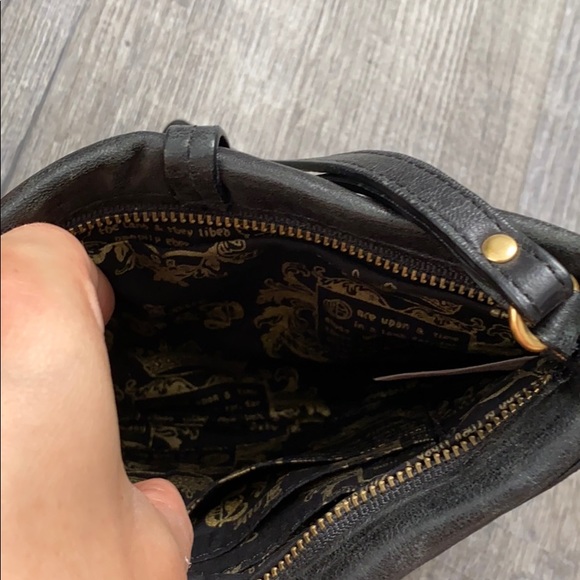 Juicy Couture clutch / wristlet - Genuine leather. - Picture 5 of 7